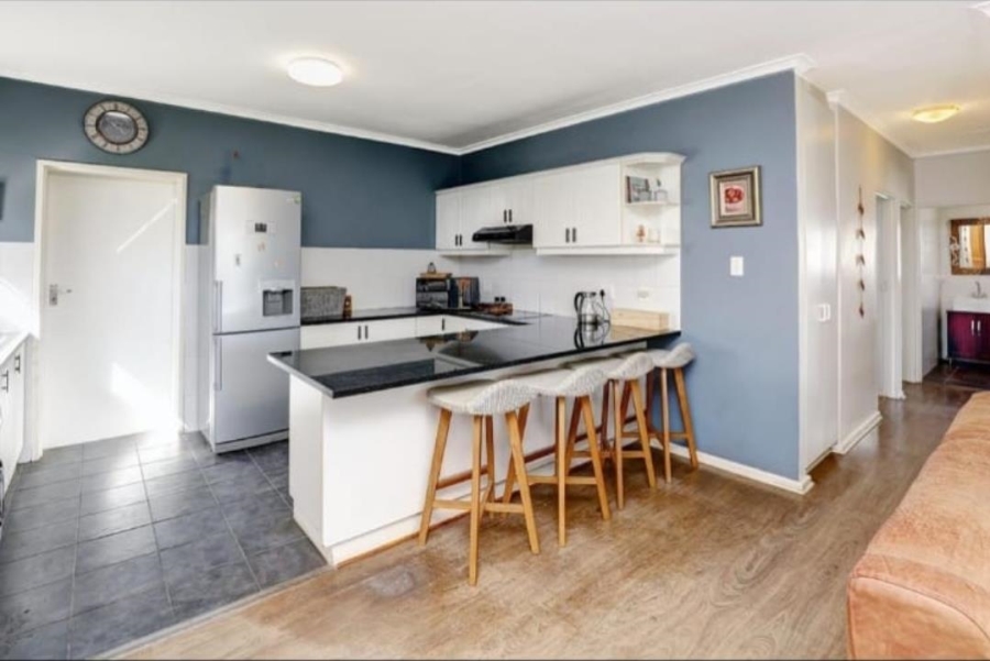 3 Bedroom Property for Sale in Wellway Park East Western Cape